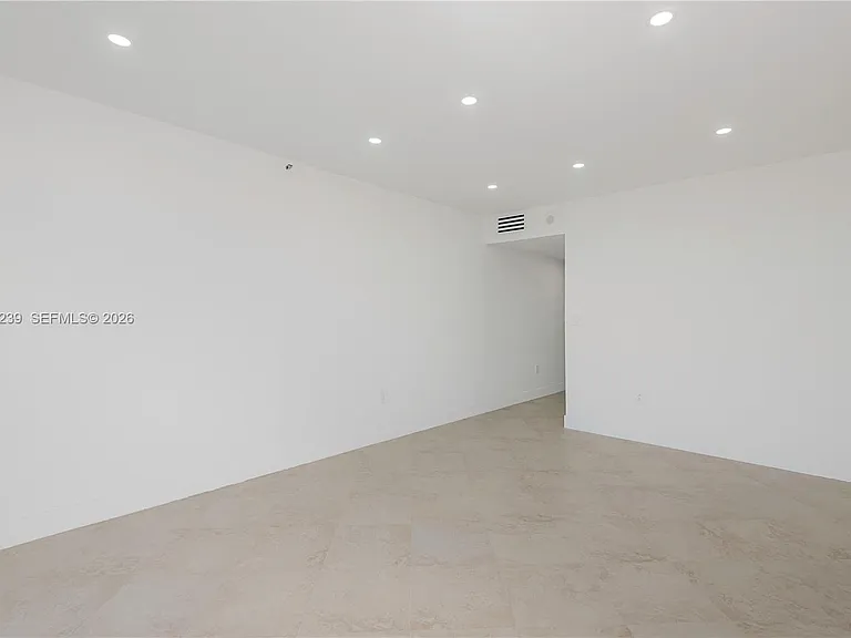 8855 Collins Ave #6E — Photo 22