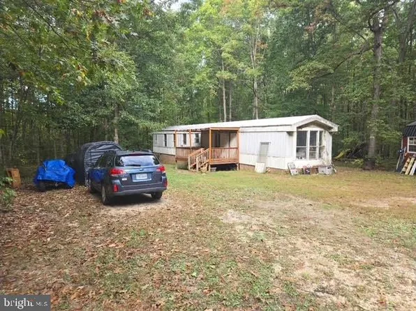 163 Foster Trl, Louisa, VA 23093