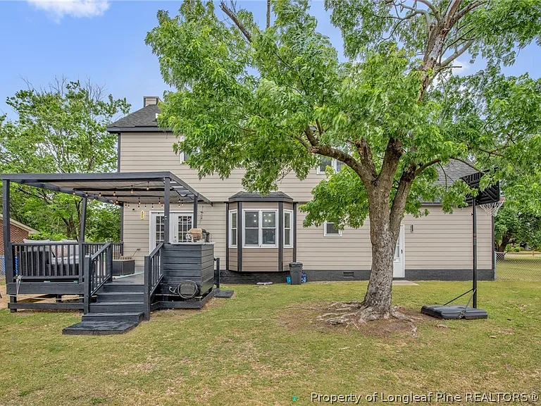 7457 Avila Dr — Photo 32