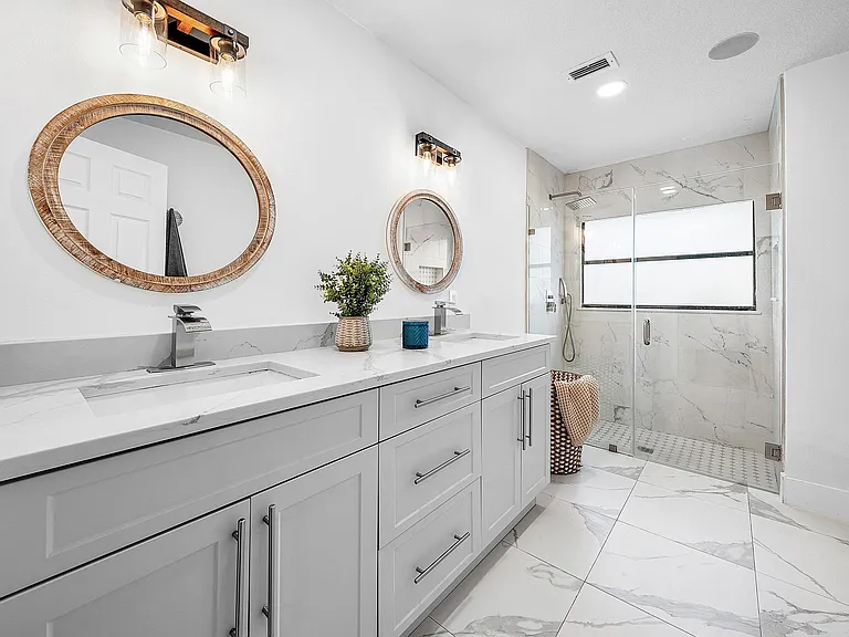 1252 Raintree Ln — Photo 21