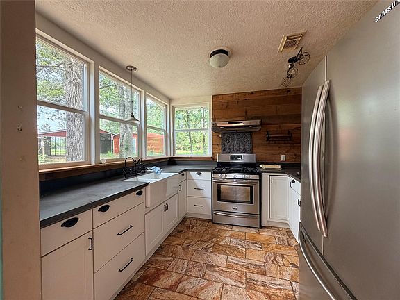 3rd image of 345 Private Road 8512