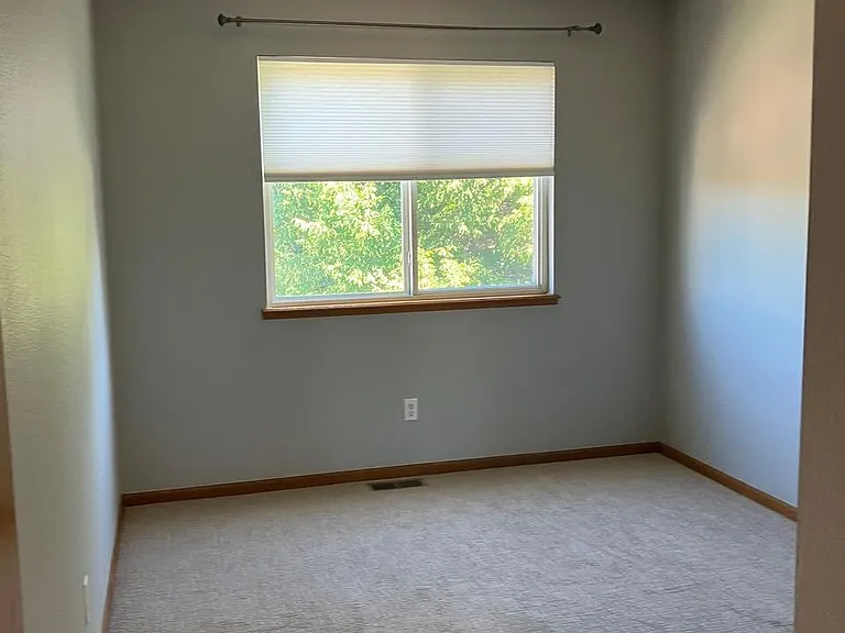2726 Lear Dr — Photo 23
