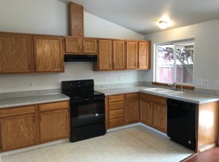 3110 Rooster Ln, Lebanon, OR