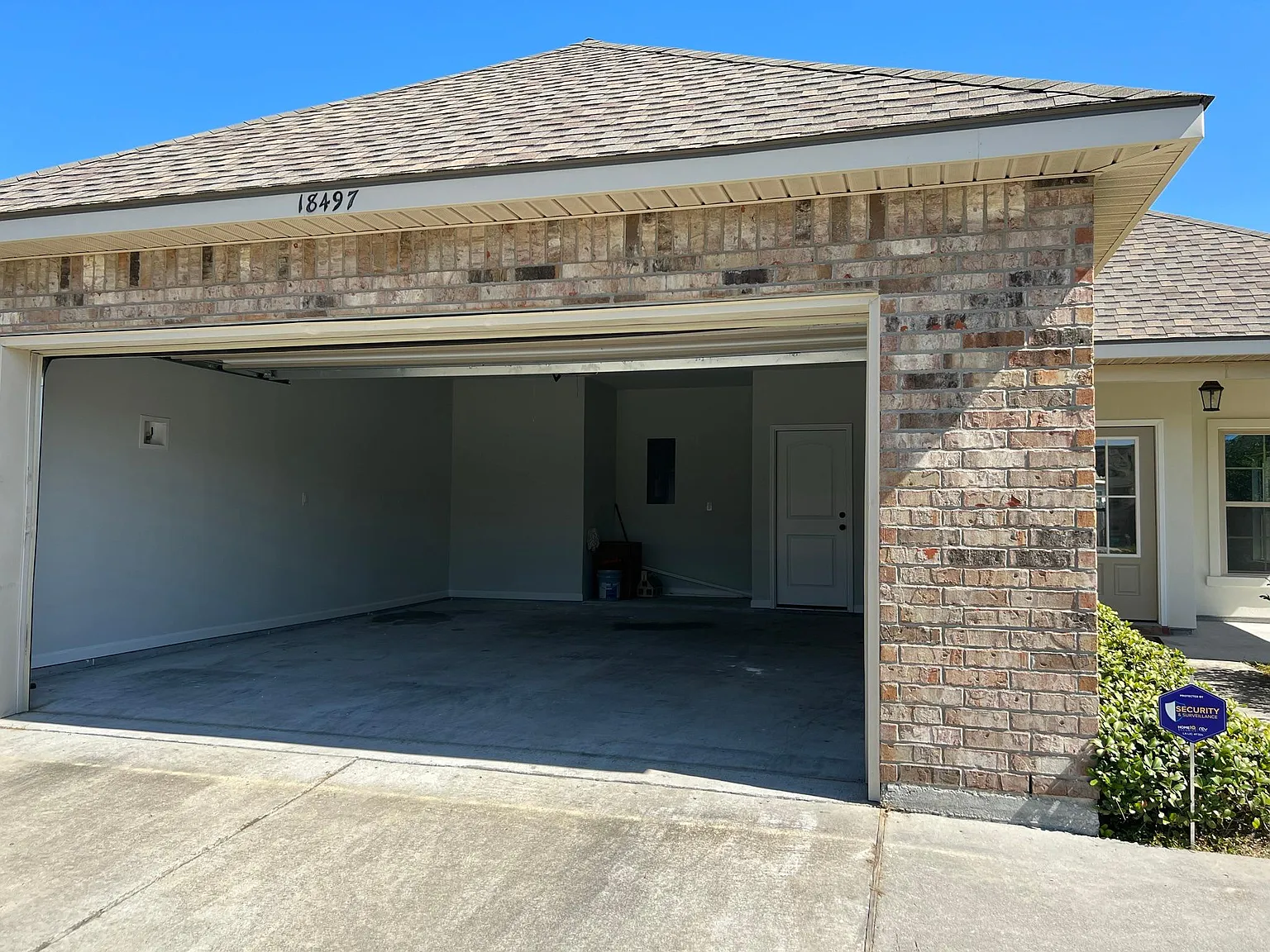 3 bed, 1588 sqft, $2,100 — Photo 3