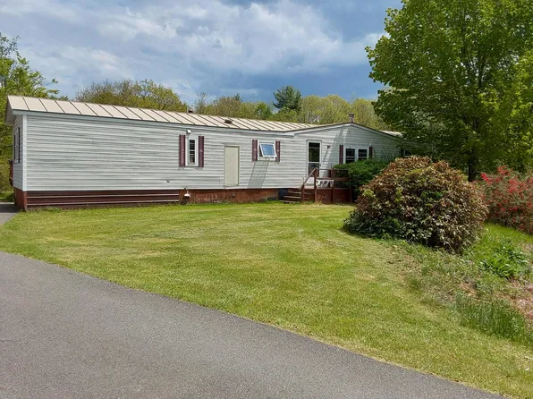 114 S Howe Road, Whitefield, ME 04353