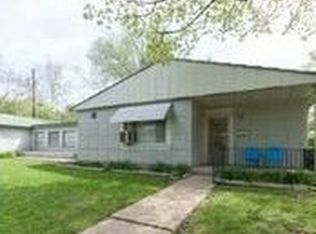 1901 E Maxwell Ln, Bloomington, IN