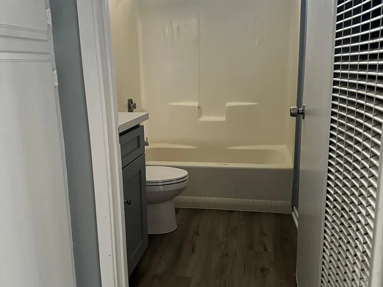 174 E 1st St #174 — Photo 8