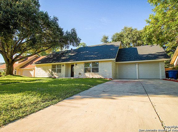 3rd image of 542 Sonnet Dr