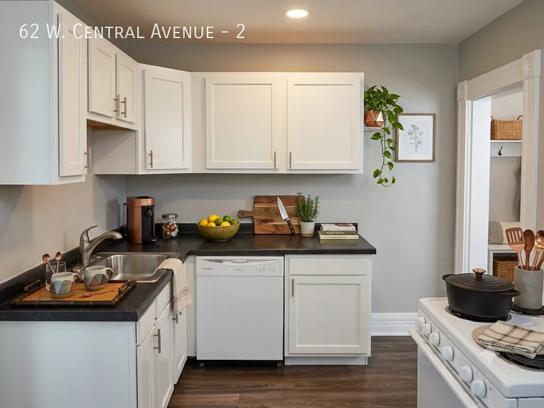 62 W Central Ave #2 — Photo 8