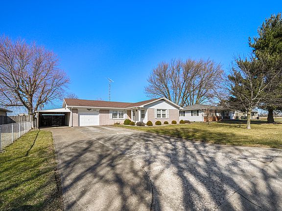 2nd image of 409 N Amrhein Dr