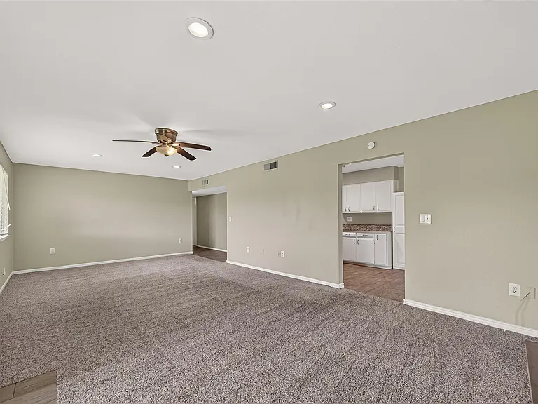 1715 Ramada Dr — Photo 7