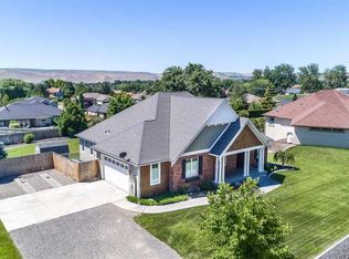 2668 Katie Rd, Kennewick, WA 99338