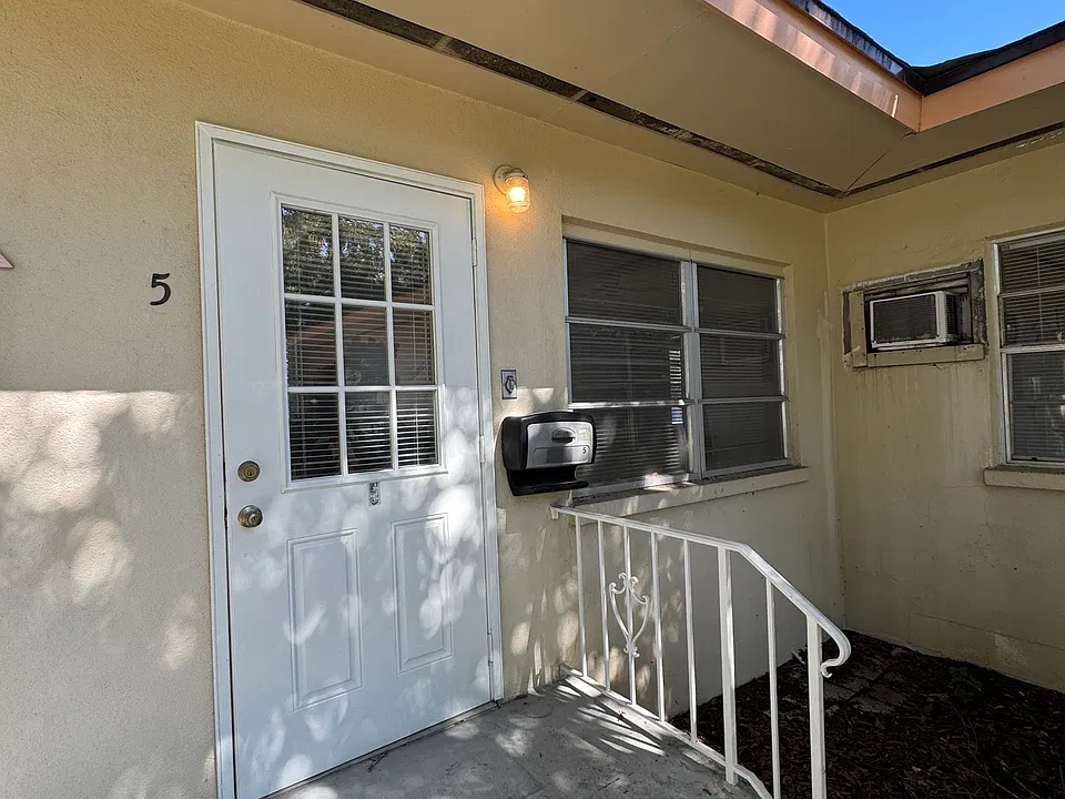 1646 19th Pl #5