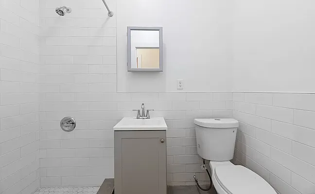 Rented by REAL New York | media 10