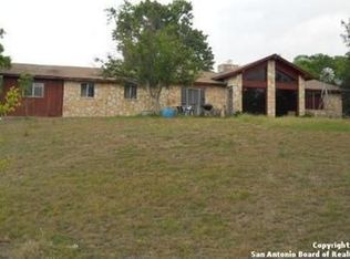 1603 Ranchero Rd, Kerrville, TX 78028