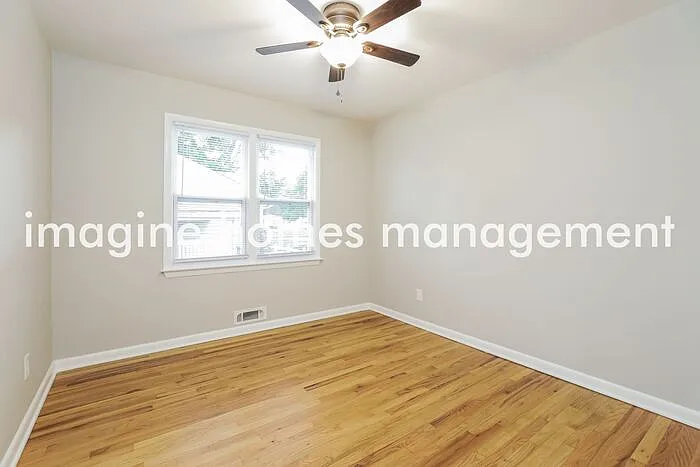 4626 Silverdale Rd — Photo 9