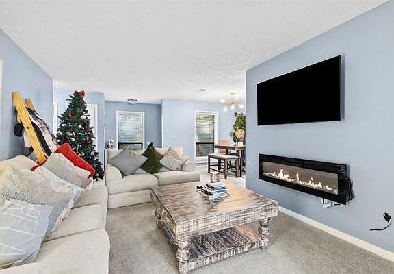 3rd image of 8740 Roswell Rd Unit 10B