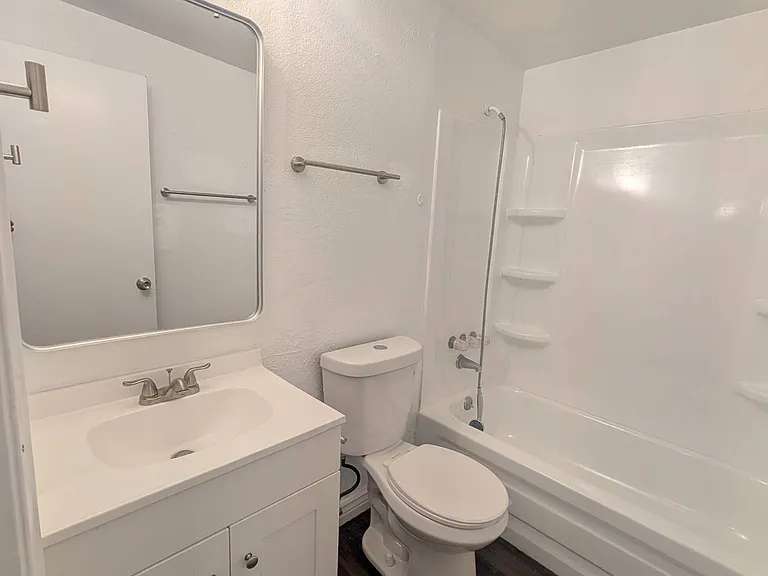 4574 E Lester St — Photo 10