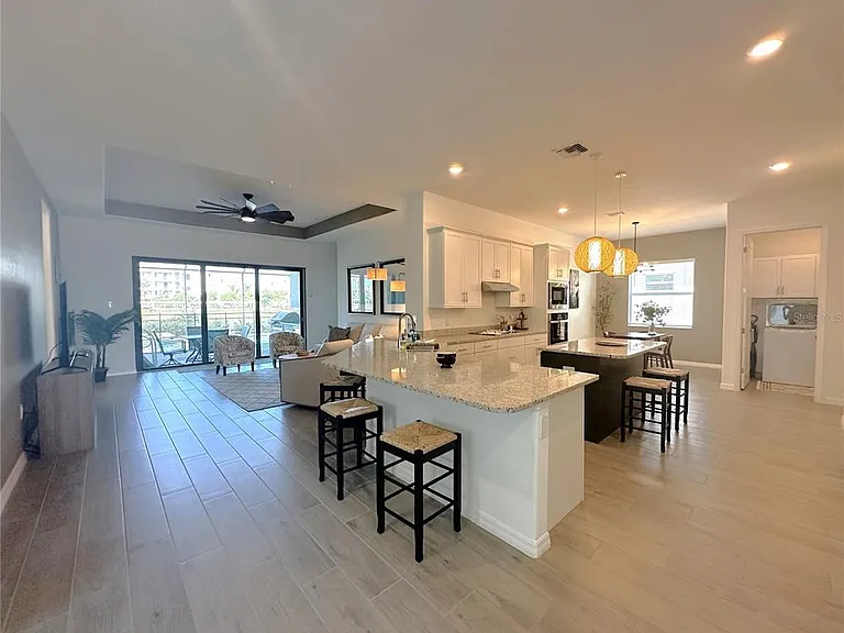 25018 Long Meadow Dr — Photo 3