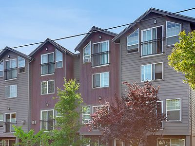 3421 California Ave SW, Seattle, WA, 98116