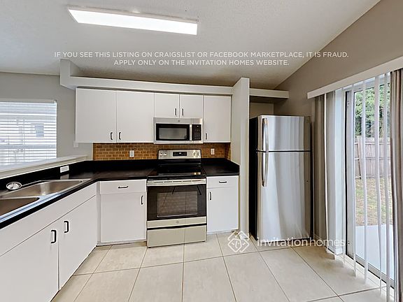 5th image of 829 Bella Vista Way