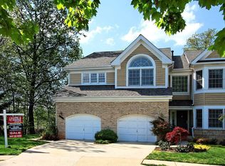 1262 Woodbrook Ct, Reston, VA 20194