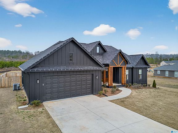 3rd image of 552 Waterford Way
