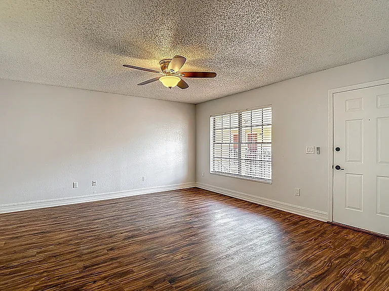 21032 Voyager Blvd #8 — Photo 20