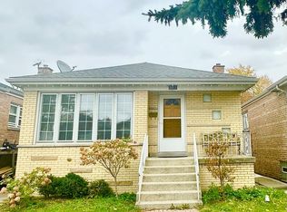 5053 S Luna Ave, Chicago, IL 60638