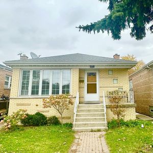 5053 S Luna Ave, Chicago, IL, 60638
