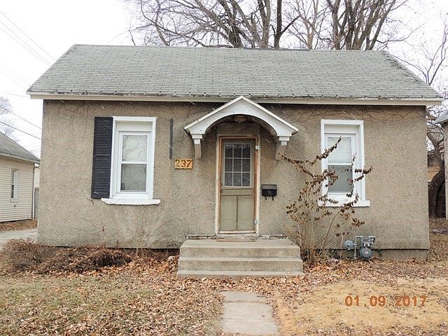 1st image of 237 Tonti St