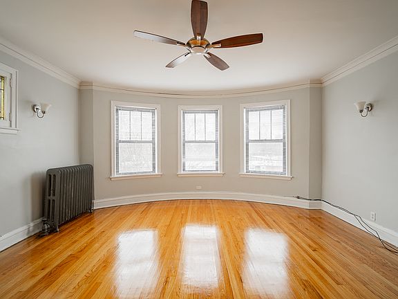 5th image of 4742 S Woodlawn Ave #44-2E