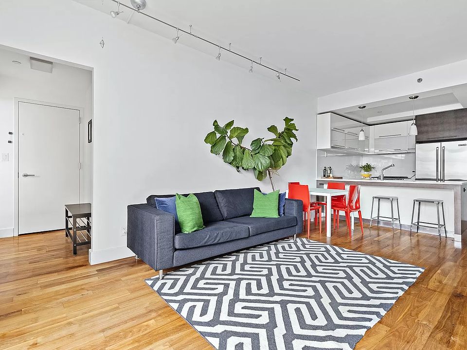 1st image of 214 N 11th St #2U