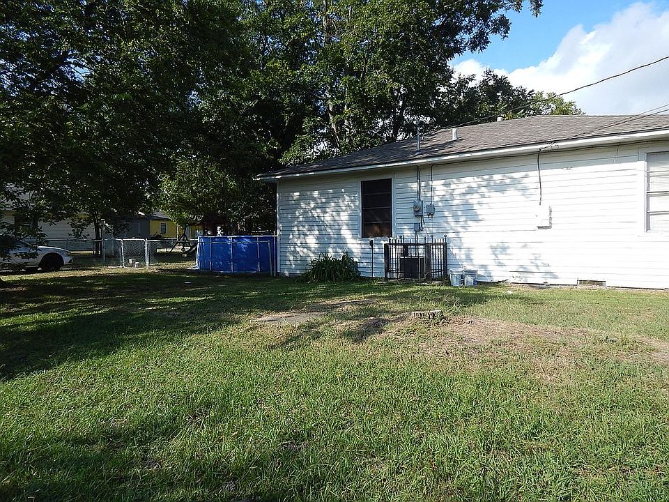 1st image of 4601 Morrison St
