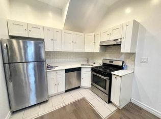 262 Irving Ave #1A, Brooklyn, NY 11237