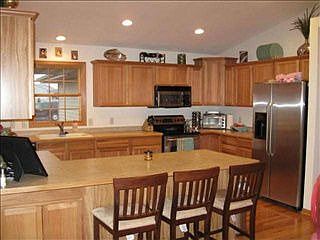 2nd image of 1163 Edgeview Dr