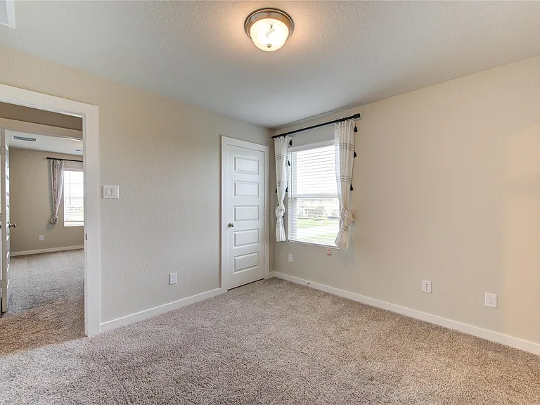6027 Jenna Way — Photo 40