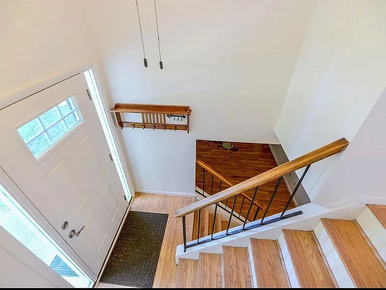 1277 Blue Ridge Way — Photo 7