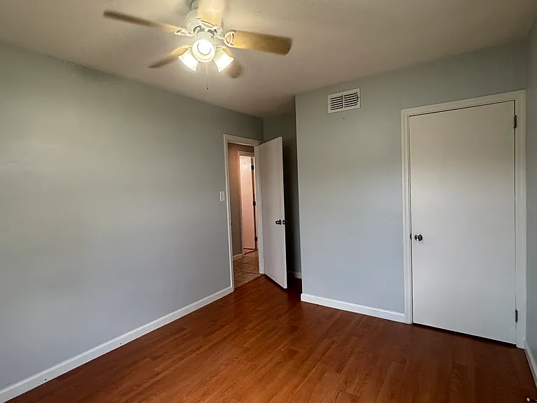 824 Conreid Dr — Photo 11