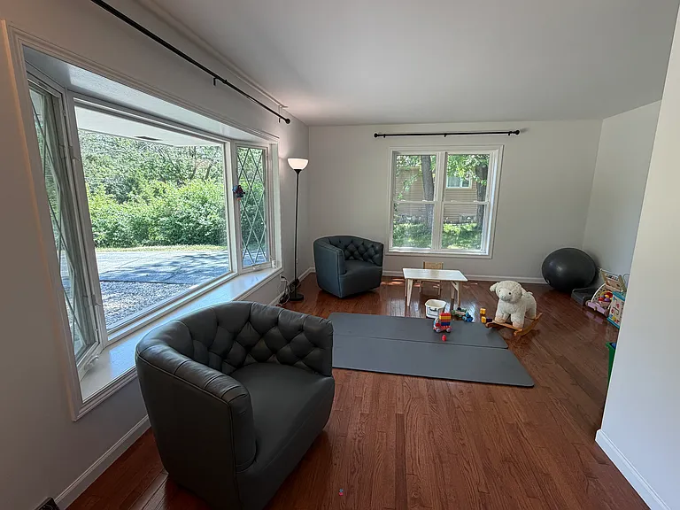 W176N8625 Sunset Ridge Dr — Photo 21
