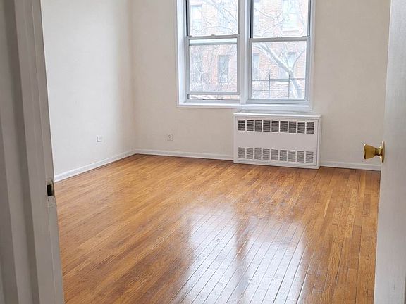 4th image of 150 Hawthorne St APT 5M