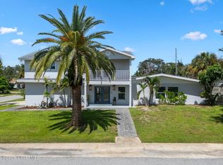 470 Seabreeze Dr, Indialantic, FL 32903