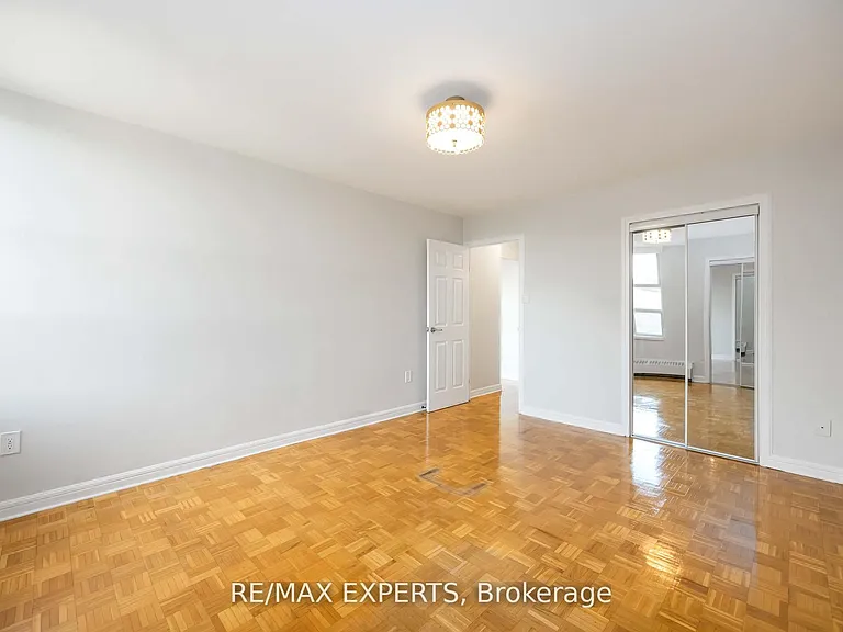 360 Ridelle Ave #612 — Photo 19
