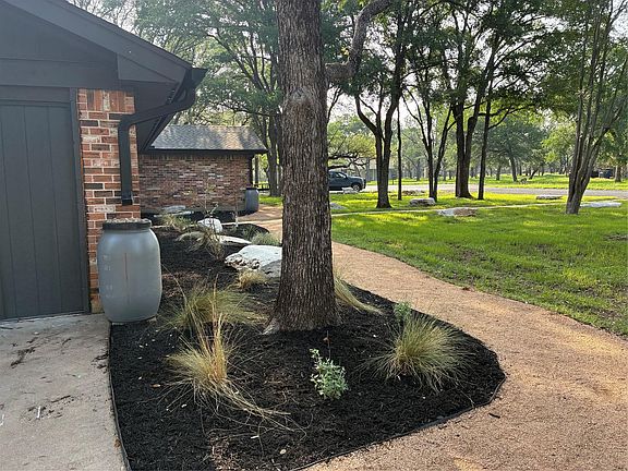 4th image of 205 Bello Cir