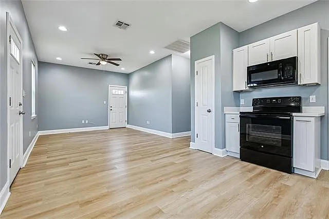 2 bed, 1.5 bath, 840 sqft, $1,650 — Photo 4