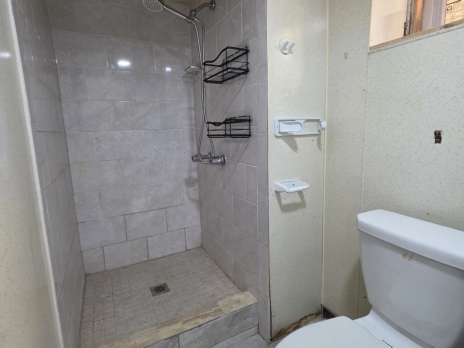2 bed, $1,800 — Photo 1