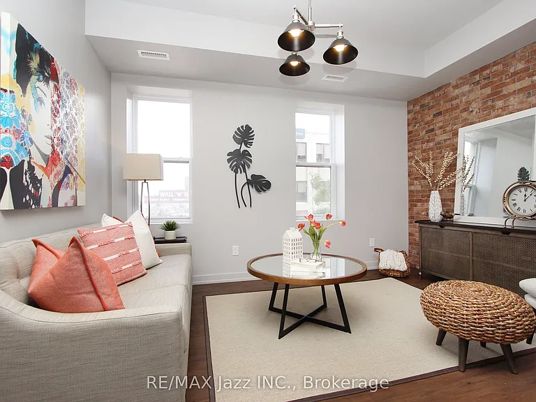 14 1/2 King St E #207 — Photo 5