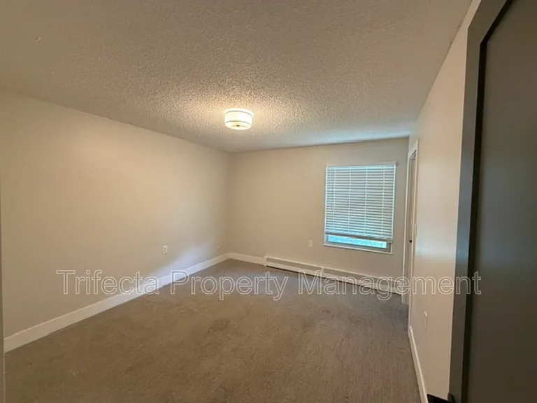 3431 Stover St #E520 — Photo 11