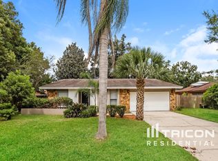 1907 Hunter Ln, Brandon, FL 33510