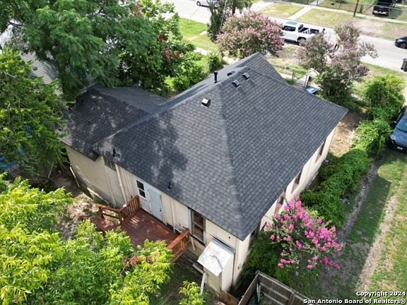 3rd image of 1035 Denver Blvd